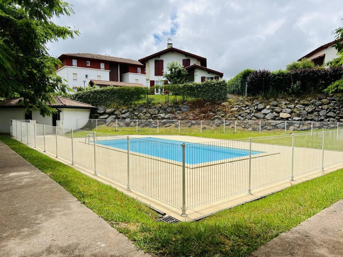 Appartement F2 A Cambo-Les-Bains Avec Piscine, Proche Thermes, Terrasse Et Parking - Fr-1-495-36 Екстериор снимка